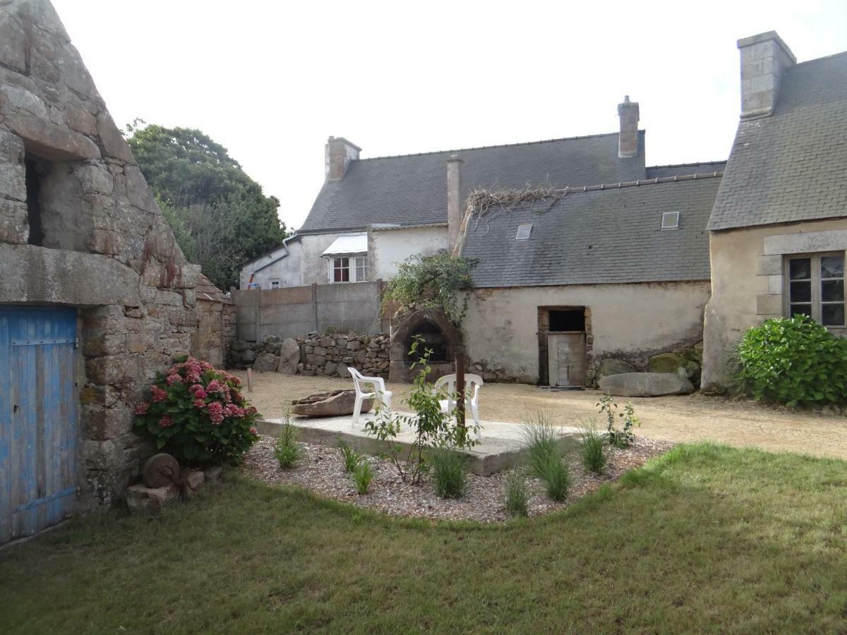 La Fermette de TREGASTEL, classée 3 étoiles Exterior foto